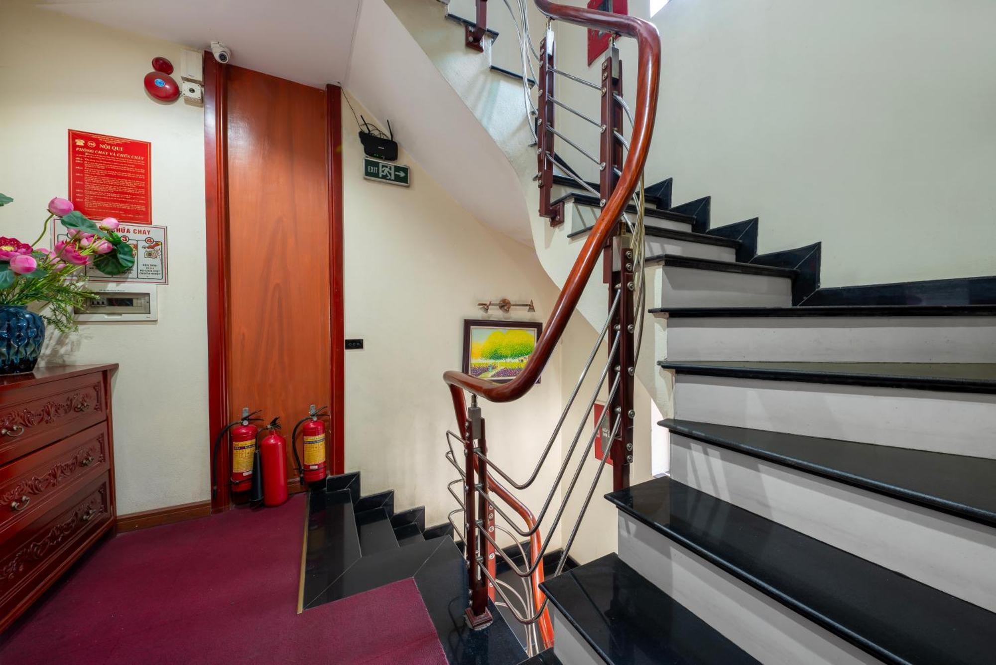 Hanoi Airport Hotel - Convenient & Friendly Noi Bai Екстериор снимка